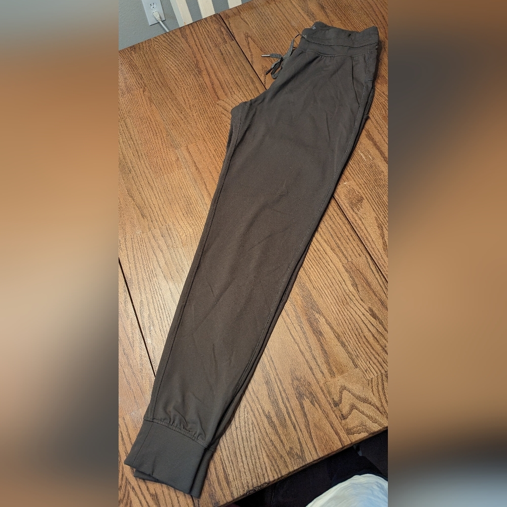 Green nylon Zyia joggers
